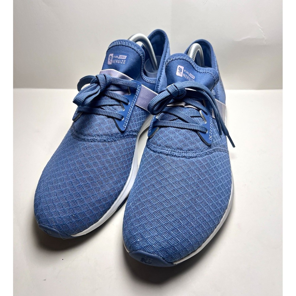 New Balance FuelCore Nergize Mens Size 9.5 Blue/White Low Athletic Sneaker. B5